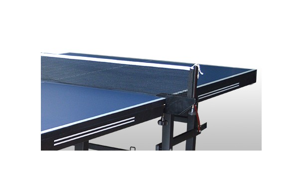 标准乒乓球桌的网架高度是多少？